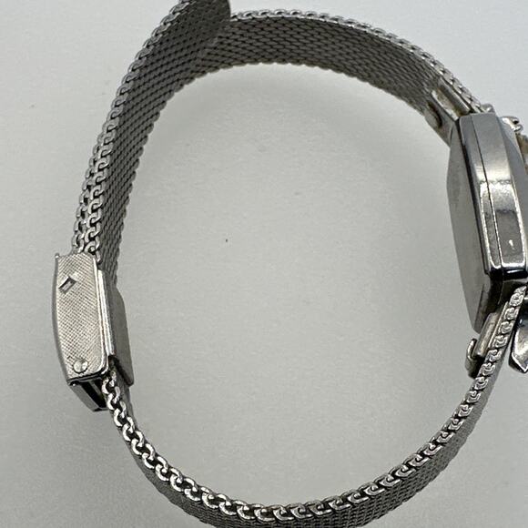 Jules Jurgensen Diamond Accent Quartz Vintage Ladies watch WORKING/NEW BATTERY - Picture 9 of 12